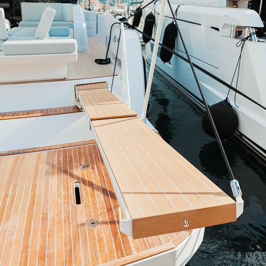 Besenzoni_passerella elettrica per barche a motore o a vela