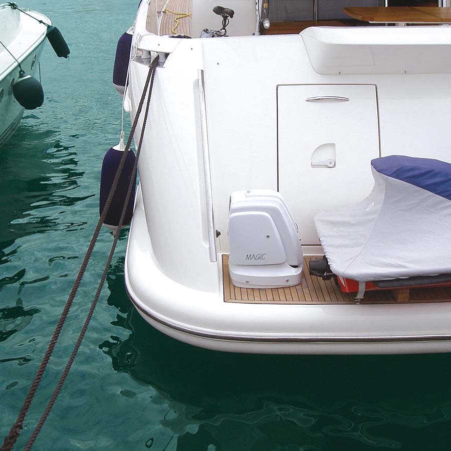 Gru idraulica telescopica a scomparsa compatta idonea per installata a poppa