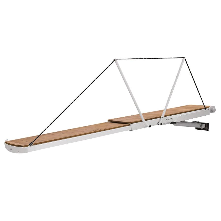 4.Vista laterale della passerella PI 759 con candelieri automatici con corda 