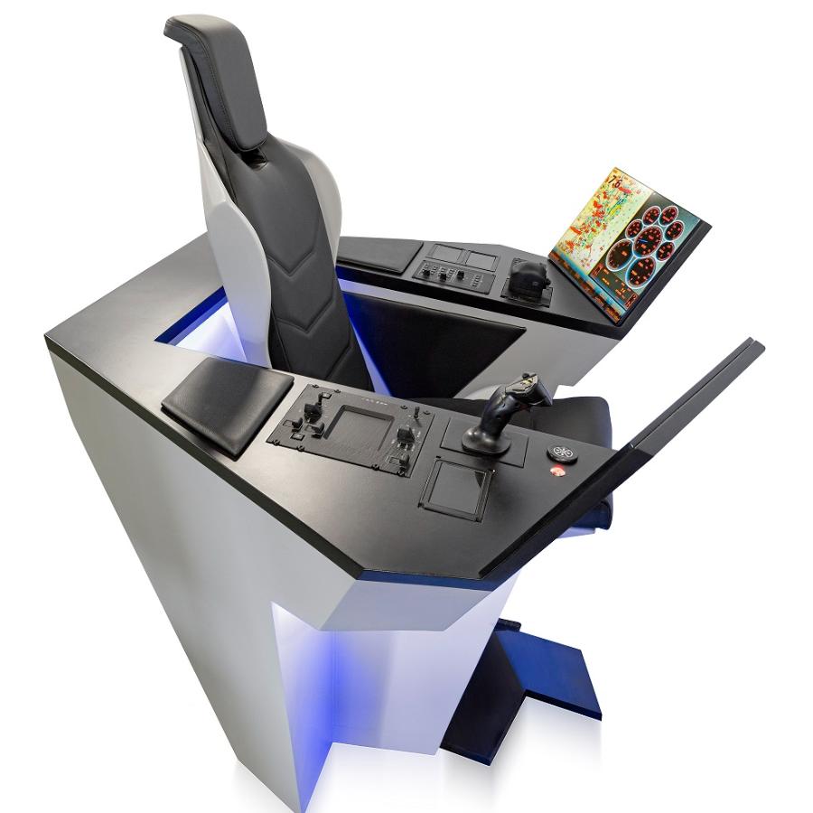 Poltrona P 400 matrix con postazione di comando per workboats