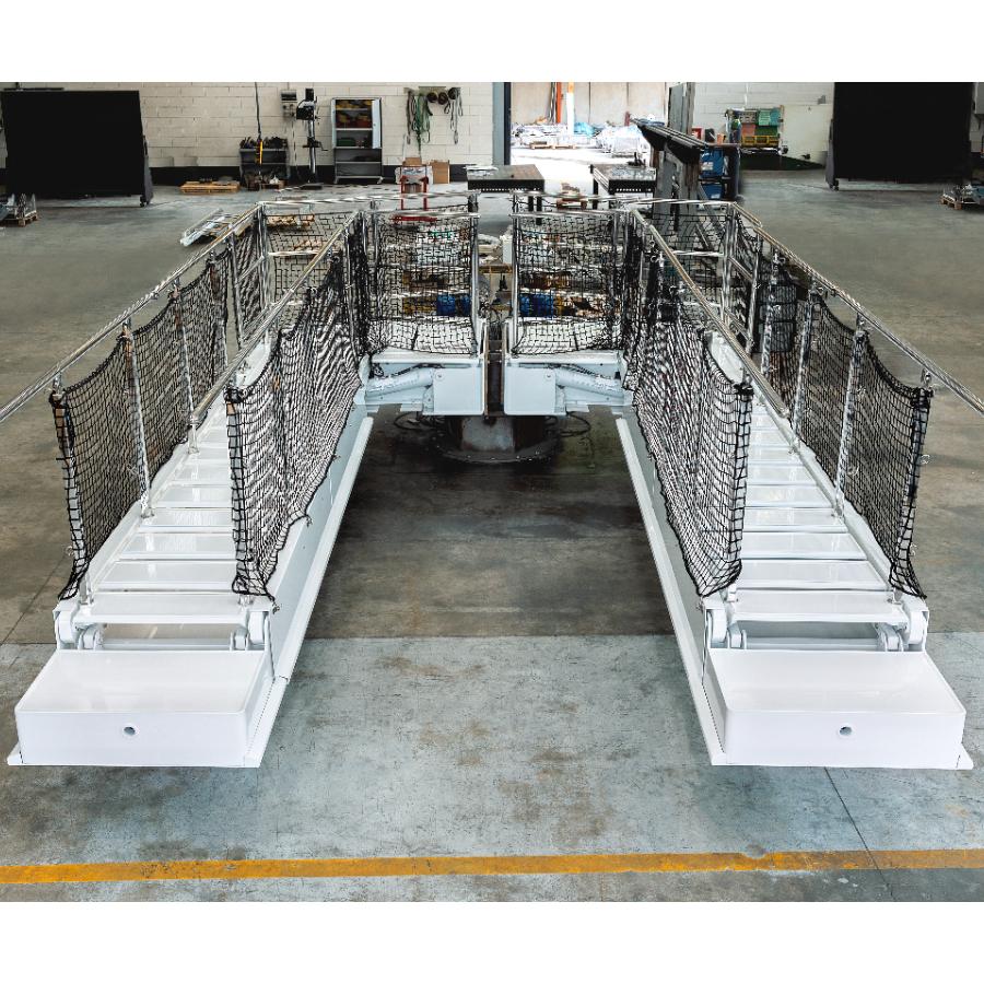 scala da imbarco per grandi barche